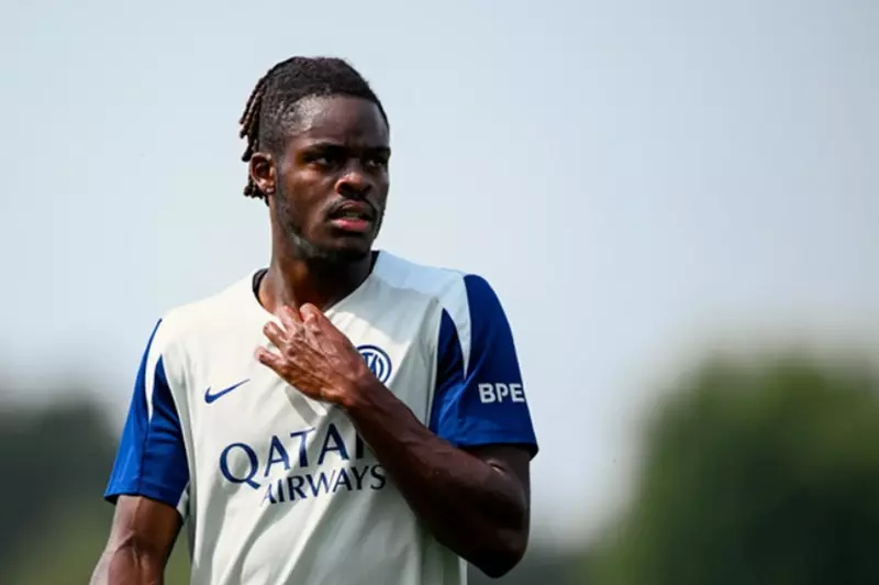 يان بيسيك مدافع إنتر ميلان